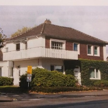 Friesenauster - Grosse Ferienwohnung Fuer Bis Zu 6 Personen 积发 外观 照片